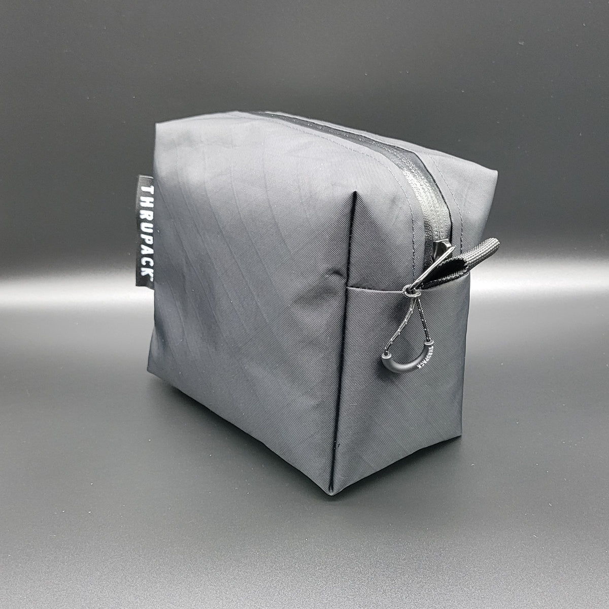 附內袋的 Thrupack™ 積木
