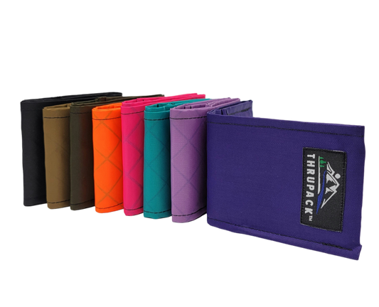 Minimalist Bi-fold Wallet